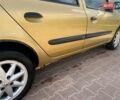 Желтый Рено Клио, объемом двигателя 1.4 л и пробегом 254 тыс. км за 1800 $, фото 7 на Automoto.ua