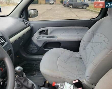 Жовтий Рено Кліо, об'ємом двигуна 1.46 л та пробігом 370 тис. км за 2200 $, фото 11 на Automoto.ua