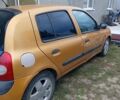 Жовтий Рено Кліо, об'ємом двигуна 1.4 л та пробігом 200 тис. км за 2000 $, фото 1 на Automoto.ua