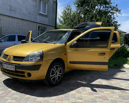 Желтый Рено Клио, объемом двигателя 1.1 л и пробегом 290 тыс. км за 3500 $, фото 9 на Automoto.ua
