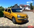 Желтый Рено Клио, объемом двигателя 1.1 л и пробегом 290 тыс. км за 3000 $, фото 1 на Automoto.ua