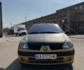 Желтый Рено Клио, объемом двигателя 1.4 л и пробегом 158 тыс. км за 4300 $, фото 13 на Automoto.ua