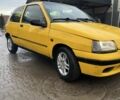 Жовтий Рено Кліо, об'ємом двигуна 1.2 л та пробігом 300 тис. км за 900 $, фото 5 на Automoto.ua