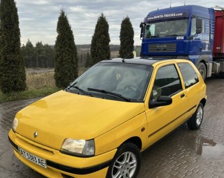 Жовтий Рено Кліо, об'ємом двигуна 1.2 л та пробігом 300 тис. км за 900 $, фото 1 на Automoto.ua