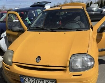 Жовтий Рено Кліо, об'ємом двигуна 1.4 л та пробігом 250 тис. км за 1750 $, фото 1 на Automoto.ua