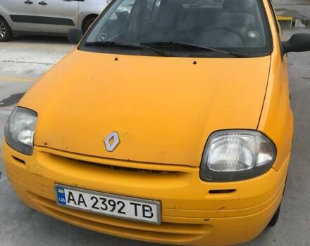 Жовтий Рено Кліо, об'ємом двигуна 1.39 л та пробігом 440 тис. км за 2000 $, фото 1 на Automoto.ua