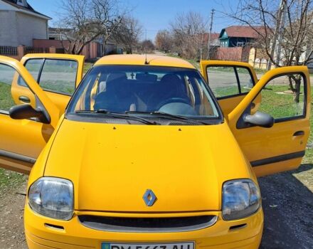 Желтый Рено Клио, объемом двигателя 1.4 л и пробегом 164 тыс. км за 2150 $, фото 1 на Automoto.ua