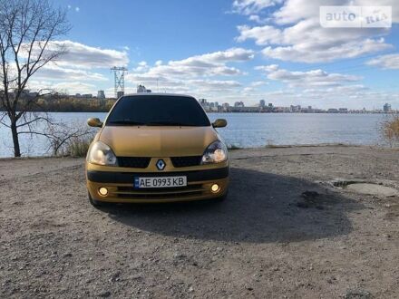 Рено Кліо 2003 у Дніпро (Дніпропетровську) на Automoto.ua Жовтий Рено Кліо, об'ємом двигуна 1.4 л та пробігом 106 тис. км за 4495 $, фото 1 на Automoto.ua