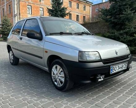 Серый Рено Клио, объемом двигателя 1.2 л и пробегом 209 тыс. км за 2500 $, фото 3 на Automoto.ua