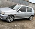 Серый Рено Клио, объемом двигателя 1.4 л и пробегом 100 тыс. км за 2000 $, фото 8 на Automoto.ua