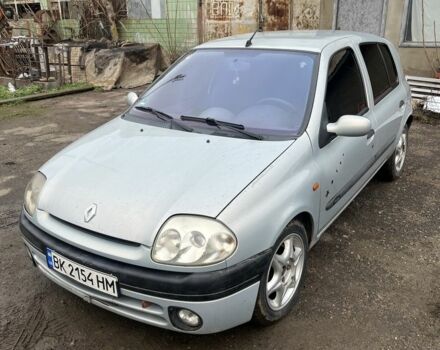 Сірий Рено Кліо, об'ємом двигуна 1.4 л та пробігом 300 тис. км за 3000 $, фото 1 на Automoto.ua