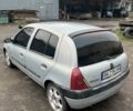 Серый Рено Клио, объемом двигателя 1.4 л и пробегом 300 тыс. км за 3000 $, фото 3 на Automoto.ua