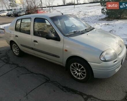 Рено Клио 2000 в Кременчуге на Automoto.ua Серый Рено Клио, объемом двигателя 1.4 л и пробегом 272 тыс. км за 3000 $, фото 3 на Automoto.ua