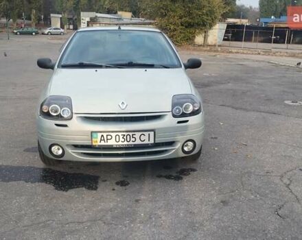 Серый Рено Клио, объемом двигателя 1.4 л и пробегом 328 тыс. км за 3000 $, фото 1 на Automoto.ua