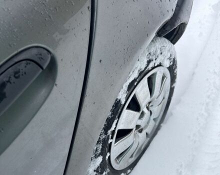 Сірий Рено Кліо, об'ємом двигуна 1.6 л та пробігом 200 тис. км за 3450 $, фото 9 на Automoto.ua