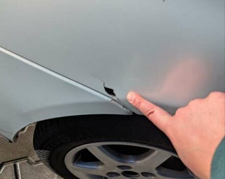 Серый Рено Клио, объемом двигателя 1.15 л и пробегом 270 тыс. км за 2850 $, фото 15 на Automoto.ua