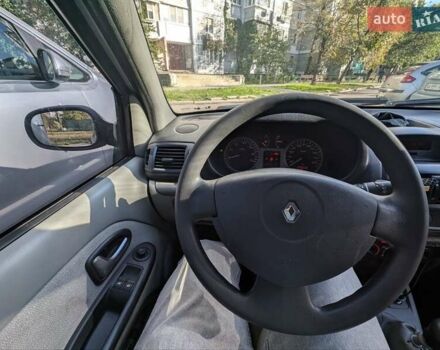 Серый Рено Клио, объемом двигателя 1.15 л и пробегом 270 тыс. км за 2850 $, фото 23 на Automoto.ua