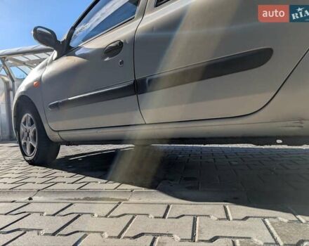 Серый Рено Клио, объемом двигателя 1.15 л и пробегом 270 тыс. км за 2850 $, фото 12 на Automoto.ua