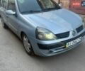 Серый Рено Клио, объемом двигателя 1.4 л и пробегом 250 тыс. км за 3000 $, фото 2 на Automoto.ua