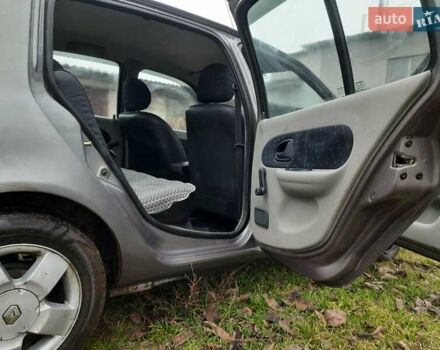 Серый Рено Клио, объемом двигателя 1.4 л и пробегом 122 тыс. км за 3500 $, фото 9 на Automoto.ua