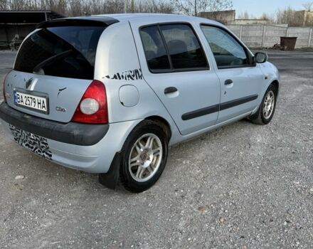 Серый Рено Клио, объемом двигателя 1.4 л и пробегом 250 тыс. км за 2300 $, фото 3 на Automoto.ua