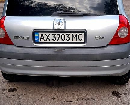 Серый Рено Клио, объемом двигателя 1.4 л и пробегом 158 тыс. км за 3500 $, фото 5 на Automoto.ua