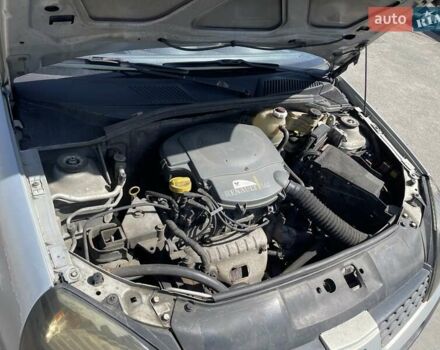 Серый Рено Клио, объемом двигателя 1.4 л и пробегом 329 тыс. км за 2999 $, фото 17 на Automoto.ua