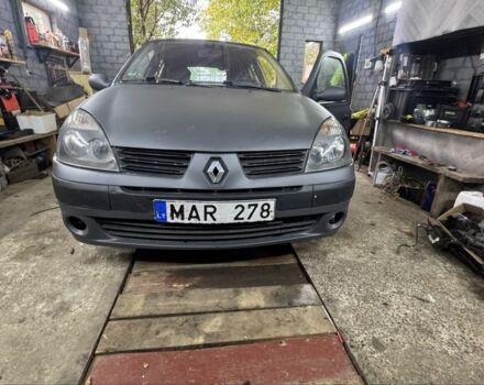 Серый Рено Клио, объемом двигателя 1.2 л и пробегом 300 тыс. км за 1500 $, фото 4 на Automoto.ua