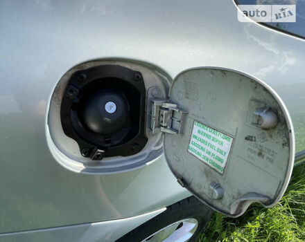 Серый Рено Клио, объемом двигателя 1.2 л и пробегом 110 тыс. км за 4999 $, фото 2 на Automoto.ua