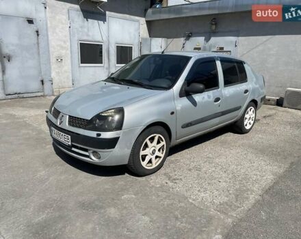 Серый Рено Клио, объемом двигателя 1.4 л и пробегом 329 тыс. км за 2999 $, фото 4 на Automoto.ua