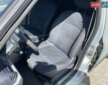 Сірий Рено Кліо, об'ємом двигуна 1.4 л та пробігом 329 тис. км за 3600 $, фото 10 на Automoto.ua