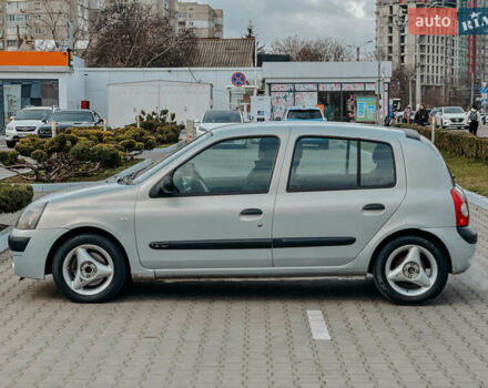 Серый Рено Клио, объемом двигателя 1.4 л и пробегом 150 тыс. км за 2550 $, фото 10 на Automoto.ua