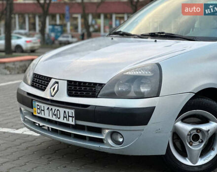 Сірий Рено Кліо, об'ємом двигуна 0 л та пробігом 150 тис. км за 2450 $, фото 1 на Automoto.ua