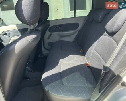 Серый Рено Клио, объемом двигателя 1.4 л и пробегом 329 тыс. км за 2999 $, фото 7 на Automoto.ua