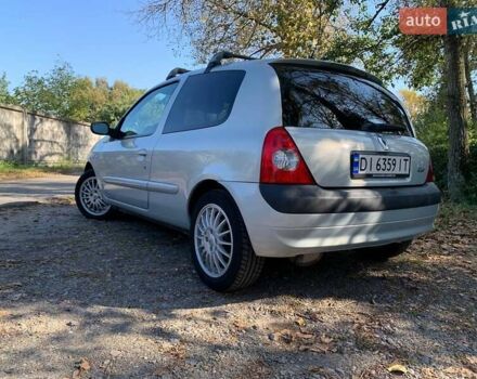 Рено Клио 2004 в Киеве на Automoto.ua Серый Рено Клио, объемом двигателя 1.6 л и пробегом 220 тыс. км за 5700 $, фото 7 на Automoto.ua