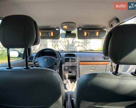 Рено Клио 2004 в Киеве на Automoto.ua Серый Рено Клио, объемом двигателя 1.6 л и пробегом 220 тыс. км за 5700 $, фото 20 на Automoto.ua