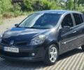 Серый Рено Клио, объемом двигателя 1.5 л и пробегом 250 тыс. км за 3750 $, фото 3 на Automoto.ua