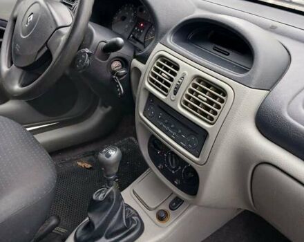 Сірий Рено Кліо, об'ємом двигуна 1.39 л та пробігом 150 тис. км за 3150 $, фото 7 на Automoto.ua