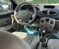 Серый Рено Клио, объемом двигателя 1.6 л и пробегом 227 тыс. км за 5200 $, фото 6 на Automoto.ua