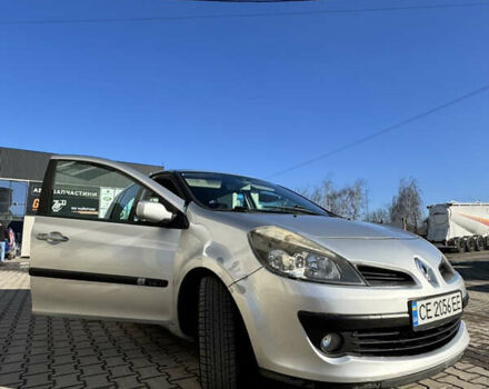 Серый Рено Клио, объемом двигателя 1.5 л и пробегом 198 тыс. км за 3300 $, фото 2 на Automoto.ua