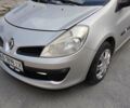 Серый Рено Клио, объемом двигателя 1.1 л и пробегом 221 тыс. км за 3530 $, фото 6 на Automoto.ua