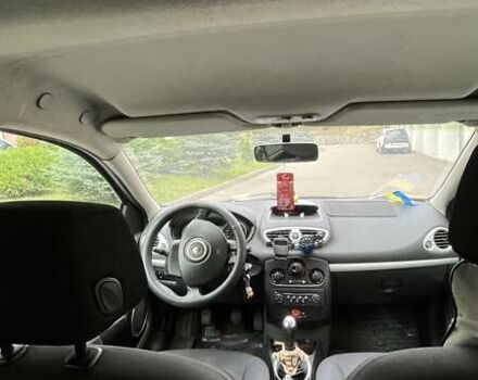 Сірий Рено Кліо, об'ємом двигуна 1.46 л та пробігом 300 тис. км за 3999 $, фото 8 на Automoto.ua