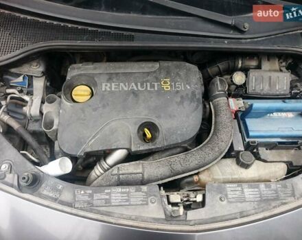Серый Рено Клио, объемом двигателя 1.5 л и пробегом 255 тыс. км за 4100 $, фото 1 на Automoto.ua