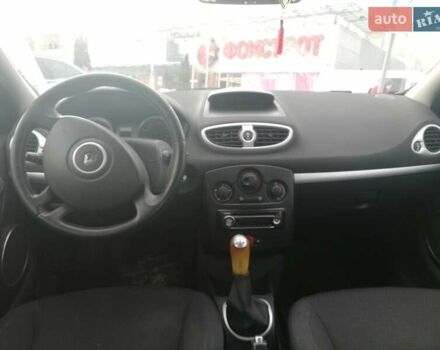 Сірий Рено Кліо, об'ємом двигуна 1.15 л та пробігом 205 тис. км за 3750 $, фото 5 на Automoto.ua