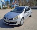Серый Рено Клио, объемом двигателя 1.4 л и пробегом 273 тыс. км за 4100 $, фото 1 на Automoto.ua