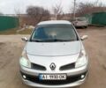 Серый Рено Клио, объемом двигателя 1.39 л и пробегом 203 тыс. км за 5300 $, фото 1 на Automoto.ua