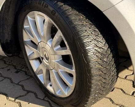 Серый Рено Клио, объемом двигателя 1.6 л и пробегом 163 тыс. км за 5000 $, фото 10 на Automoto.ua