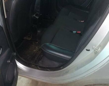 Серый Рено Клио, объемом двигателя 1.6 л и пробегом 197 тыс. км за 4750 $, фото 2 на Automoto.ua