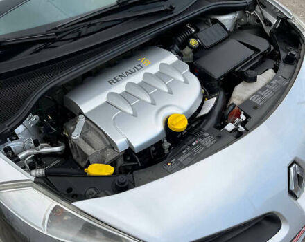 Серый Рено Клио, объемом двигателя 1.6 л и пробегом 140 тыс. км за 5450 $, фото 29 на Automoto.ua