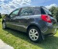 Серый Рено Клио, объемом двигателя 1.6 л и пробегом 218 тыс. км за 5700 $, фото 1 на Automoto.ua